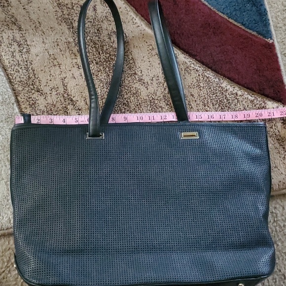 Lo & Sons Seville Tote Bundle. Saffiano leather. 3 in 1 w/dust bag. 13 inch - Picture 15 of 16